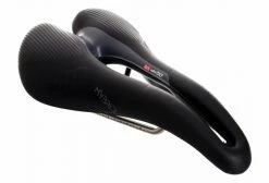 Selle SMP Hybrid 275 X 140mm Noir 7 Selle SMP Hybrid 275 X 140mm Noir -Cyclisme Triathlon Soldes Magasin unnamed file 1374