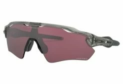 Lunettes Oakley Radar EV Path / Grey Ink / Prizm Road Black / Ref.OO9208-8238 Noir / Rose