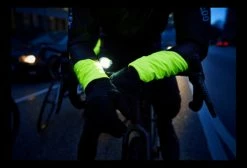 Gore Wear Veste Imperméable Thermique Gore C5 Gore-Tex Shakedry 1985 Insulated Noir Jaune -Cyclisme Triathlon Soldes Magasin unnamed file 306