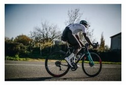 Maillot Manches Courtes LeBram Ventoux Blanc Bleu Coupe Ajustée -Cyclisme Triathlon Soldes Magasin unnamed file 618